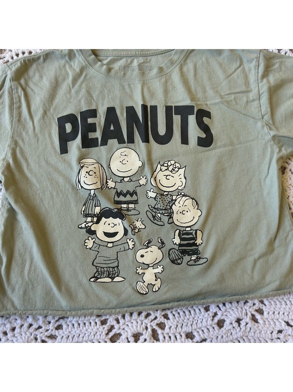 Juniors Size M Peanuts Shirt Green Cropped Juniors  Nobody Tells Us What To Do - Picture 2 of 10